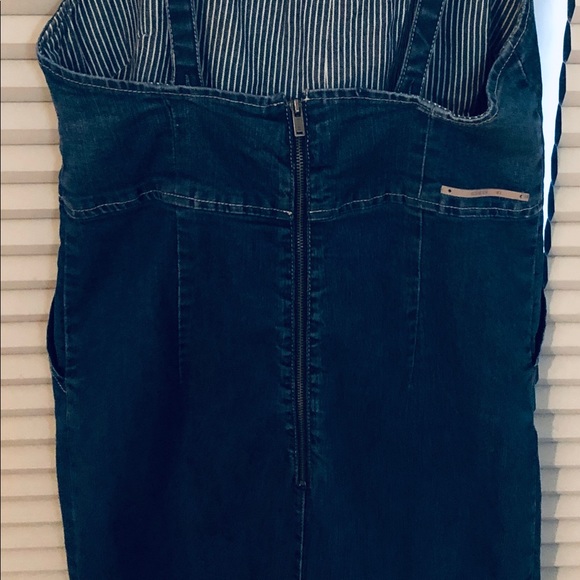 Womens dresses - Picture 2 of 3